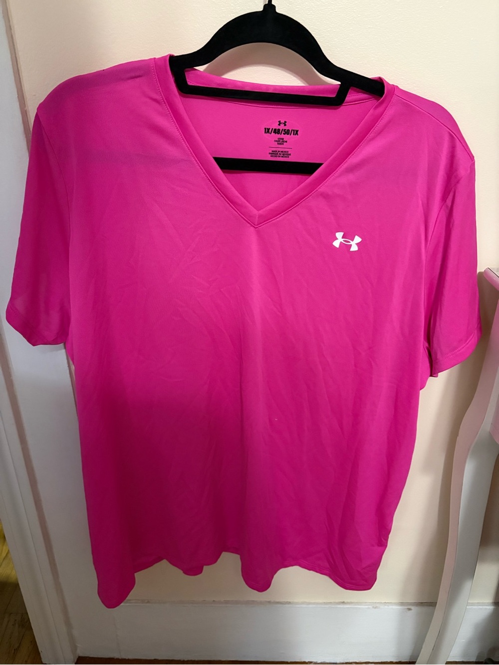 Under Armour Women's V-Neck Short Sleeve Top - Hot Pink